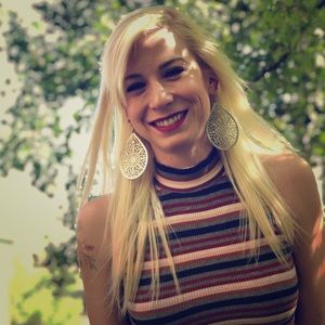 Meet your Posher, Amanda